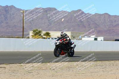 media/Jan-09-2022-SoCal Trackdays (Sun) [[2b1fec8404]]/Front Straight Speed Shots (1pm)/